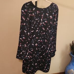 Banana Republic Black Long-Sleeve Floral Shift Dress